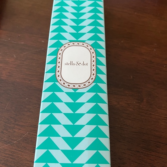 Stella & Dot Kari Layered Necklace Silver NWT - Picture 4 of 5